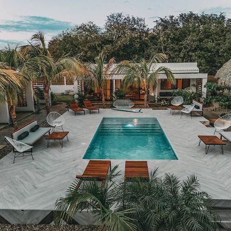 Surf And Yoga Retreat Nicaragua Vandrerhjem La Albina Eksteriør bilde