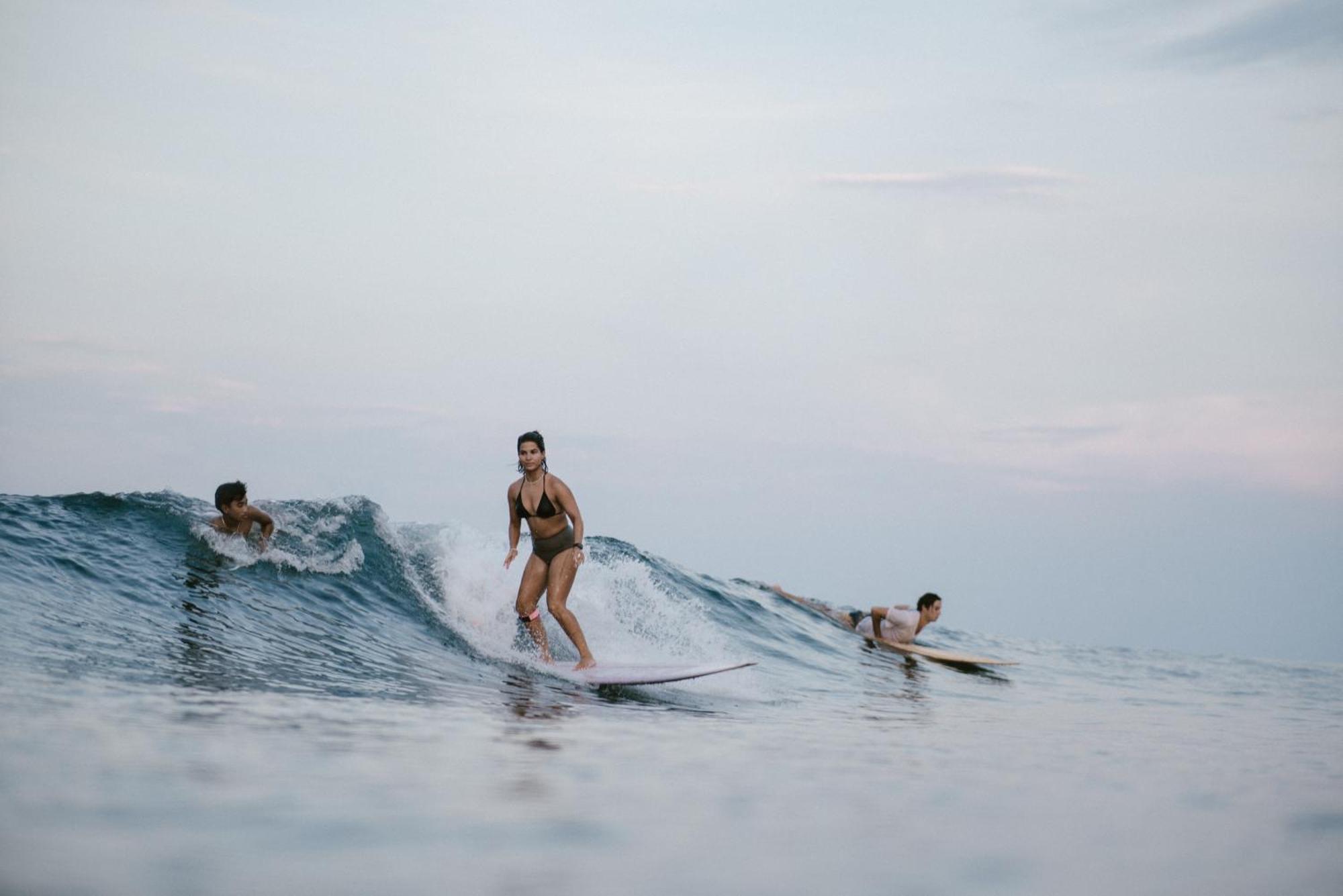 Surf And Yoga Retreat Nicaragua Vandrerhjem La Albina Eksteriør bilde