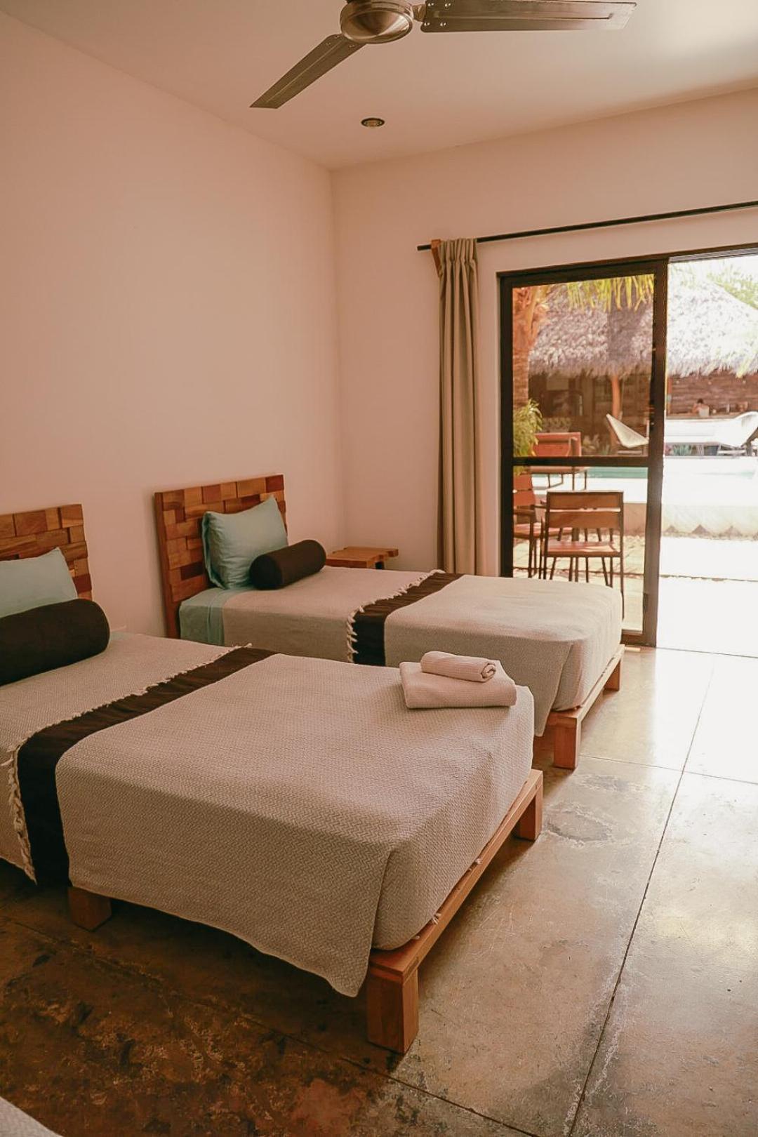 Surf And Yoga Retreat Nicaragua Vandrerhjem La Albina Eksteriør bilde