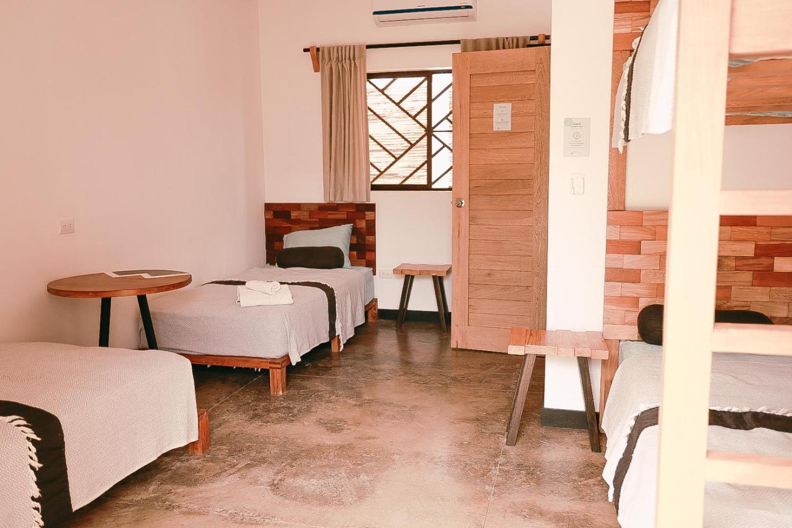 Surf And Yoga Retreat Nicaragua Vandrerhjem La Albina Eksteriør bilde